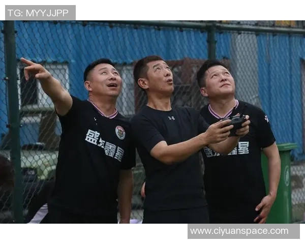 成都足球队配合变革引发热议探讨战术创新与团队协作新模式